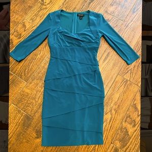 White House Black Market- Green dress with sleeve